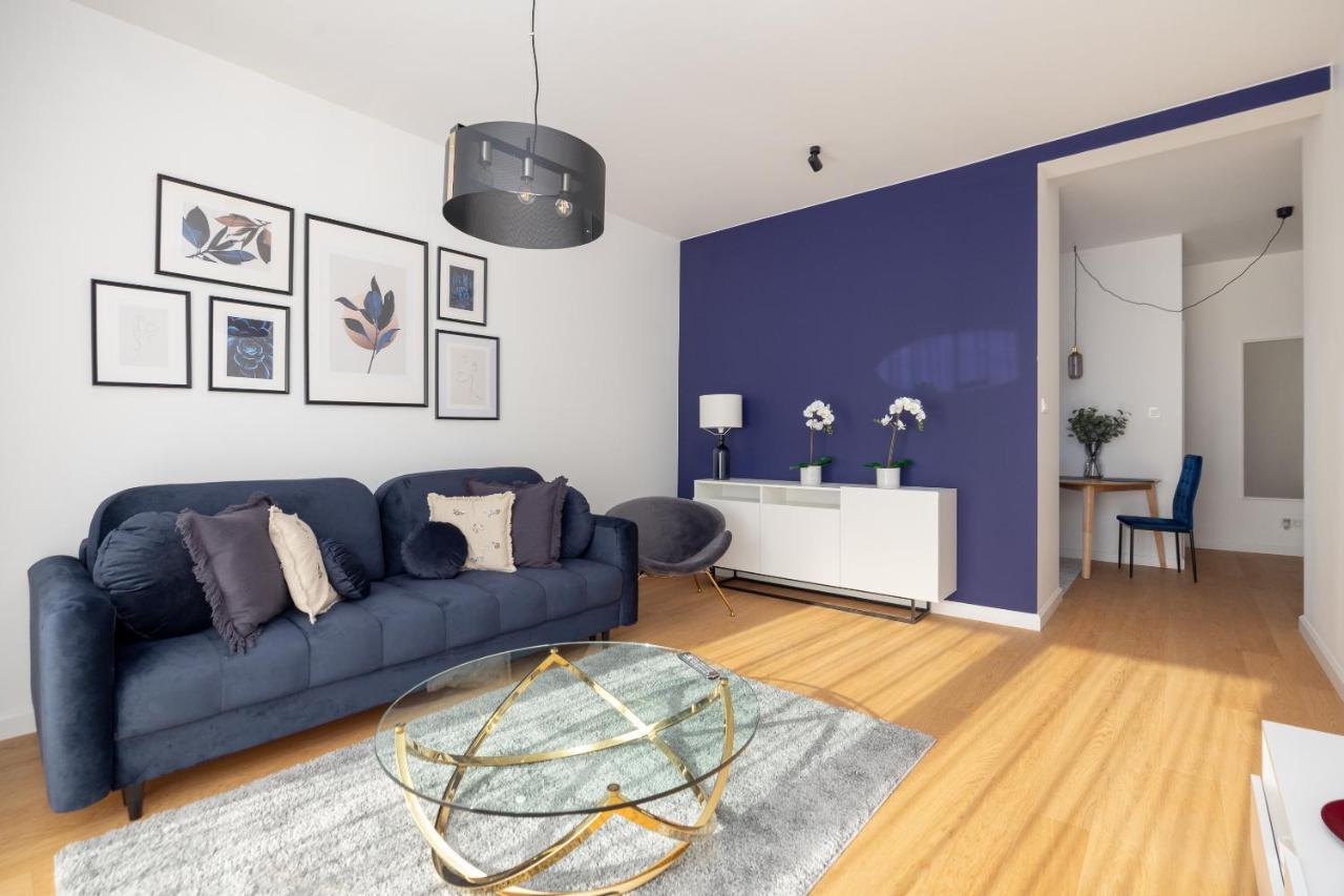 Sadyba Purple Luxury Apartment Варшава Екстер'єр фото