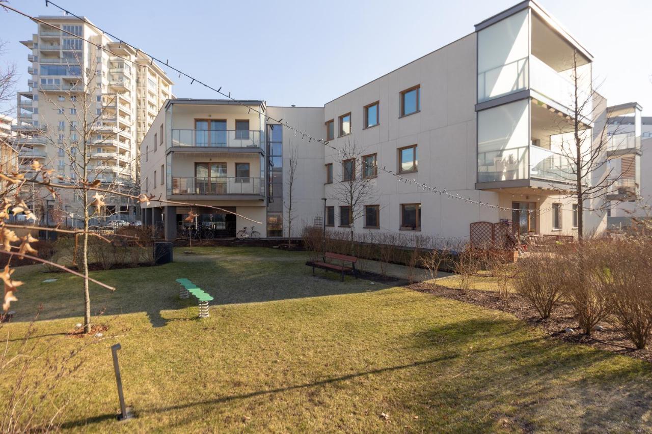 Sadyba Purple Luxury Apartment Варшава Екстер'єр фото